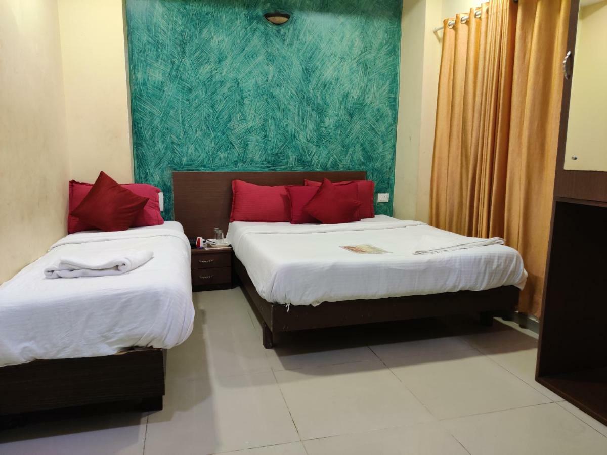 Hotel O Golden Sagar Mumbai Exterior foto